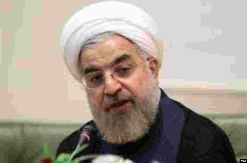 حسن روحانی که در نخستین روز ثبت نام برای نامزدی انتخابات ریاست جمهوری سال ۹۲ نام نویسی کرد، رئیس مرکز تحقیقات استراتژیک مجمع تشخیص مصلحت و از چهره های نزدیک به هاشمی رفسنجانی است.