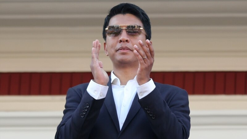 La justice malgache valide la candidature de Rajoelina à la présidentielle