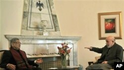 افغان صدر حامد کرزي د هند خارجه وزیر ایس ایم کرشنا سره کابل کې لیده کاته کوي