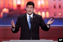 ປະທານສະພາຕ່ຳທ່ານ Paul Ryan ກ່າວຄຳປາໄສໃນກອງປະຊຸມຫຼວງ ພັກຣີພັບບລີກັນ ໃນນະຄອນ Cleveland, 19 ກໍລະກົດ 2016.