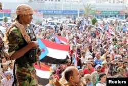 Supporters of the southern Yemeni separatists demonstrate against the government in Aden, Yemen Jan. 28, 2018.