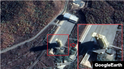 지난달 북한 동창리 발사장의 발사대 뒤쪽에 새로운 물체들이 포착됐다. 상당수 과거 위성사진에 없던 것들로, 차량과 장비로 추정된다. 출처=CNES/Airbus (Google Earth)