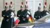 Государственные флаги Франции и Германии