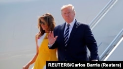 Donald Tramp i supruga Melanija stižu na samit G7 u francuskom Bijaricu