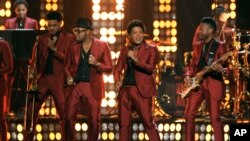 Bruno Mars, third from left, performs at the Billboard Music Awards at the MGM Grand Garden Arena on May 19, 2013 in Las Vegas.