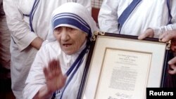 Mendiang Ibu Teresa, biarawati Katolik Roma keturunan Albania (foto: dok).