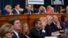 Panel del Congreso avanza hacia votación de juicio político a Trump