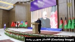 جمهور رئیس غني د پنجشنبې په ورځ د لاجوردو د لارې د پرانیستلو مراسمو کې د ګډون لپاره هرات ته تللی دی.