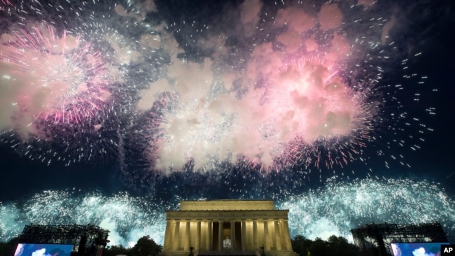 华盛顿庆祝独立日 特朗普增加新特色（19图）