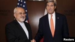 U.S. Secretary of State John Kerry meets with Iran's Foreign Minister Mohammad Javad Zarif at U.N. headquarters in New York City, April 19, 2016.