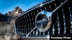 Volvo dice que a partir de 2019 fabricará solo automóviles eléctricos.