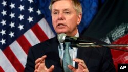 Lindsay Graham amenazó con un rompimiento en el apoyo que Estados Unidos da a la ONU, y dijo que él mismo lo dirigiría.