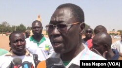 Le président de l'association des des blessés et martyrs de l'insurrection populaire, Pouahoulabou Victor, à Ouagadougou, Burkina, le 11 octobre 2017. (VOA/Issa Napon)