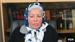 از خانم دیهیم به عنوان اولین زبان شناس مدرن ایران نام برده شده است. 