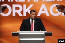 New Jersey Governor Chris Christie delivers a speech at the Republican National Convention in Cleveland, Ohio, July 19, 2016. (Photo: Ali Shaker / VOA )
