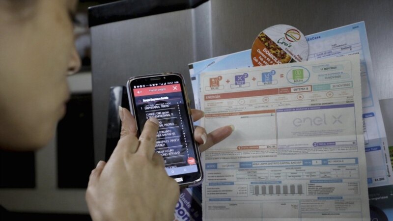 Pandemic Draws More Latin American Poor into the Banking System