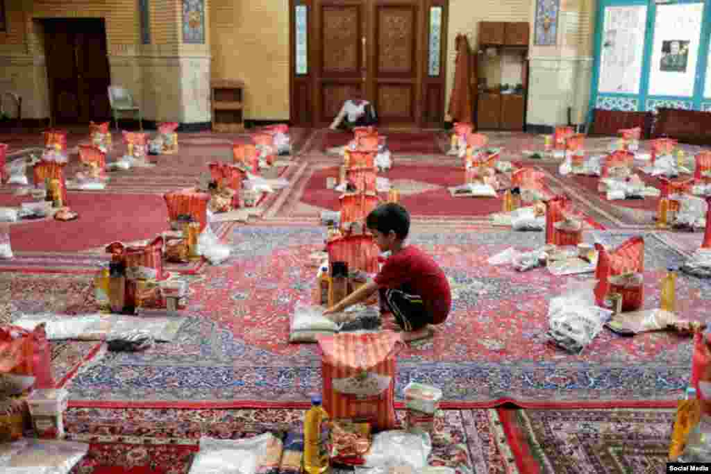 مساعدت به نیازمندان هنگام افطاری در تهران &nbsp;