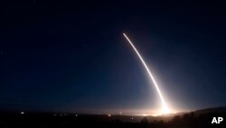 La prueba del misil balístico intercontinental Minuteman 3, desarmado, fue lanzado desde la costa oeste de EE.UU.
