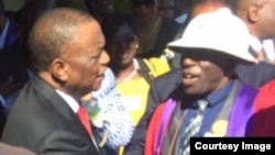 URetired General Chiwenga ukhulumisa induna eMutare.