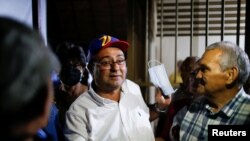 Sergio Garrido, gobernador electo del estado de Barinas, es recibido por sus partidarios luego de que el estado de Barinas realizada una repetición de las elecciones para gobernador, en Barinas, Venezuela, el 9 de enero de 2022.
