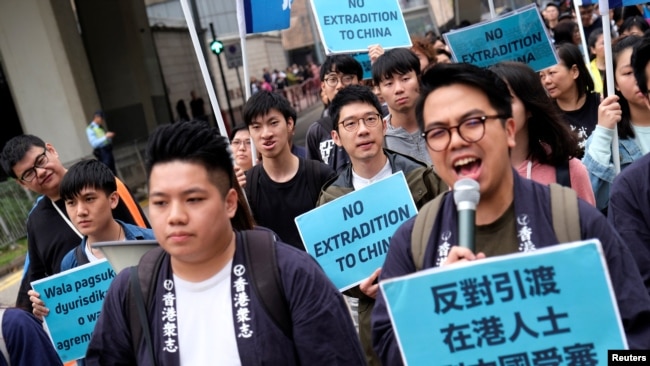 香港抗议者要求当局放弃引渡条例。2019年3月31日