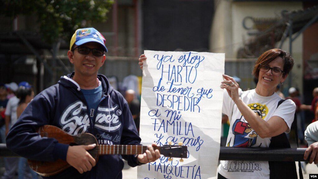 En fotos: Marchas a favor y en contra de Nicolás Maduro en Venezuela y EE.UU.