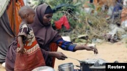 Baadhi ya wakimbizi wa wakisomali katika kambi ya Dadaab