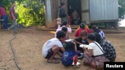 ချင်းပြည်နယ်တိုက်ပွဲတွေကြောင့် ထွက်ပြေးလာတဲ့ ဒုက္ခသည်များ 