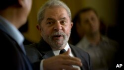 Los investigadores federales buscan determinar también si Silva vendió su influencia en el actual gobierno a cambio de ofrecer discursos y donaciones al Instituto Lula.