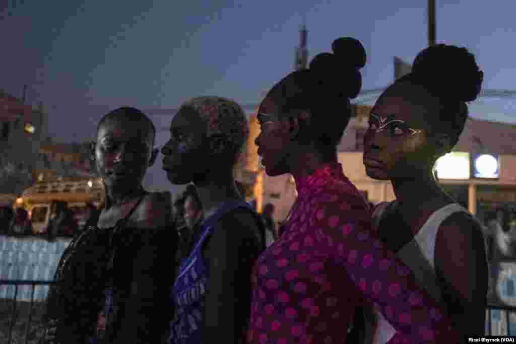 Models backstage before Dakar Fashion Week&#39;s &quot;Street Show&quot; show, June 29, 2017.