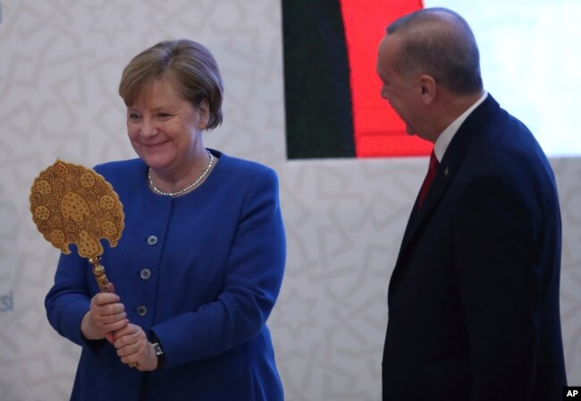 Almanya Başbakanı Angela Merkel ve Cumhurbaşkanı Recep Tayyip Erdoğan