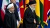شکاف عیان بین آیت الله و رییس جمهوری منتخب: خامنه‌ای روحانی را تحقیر کرد