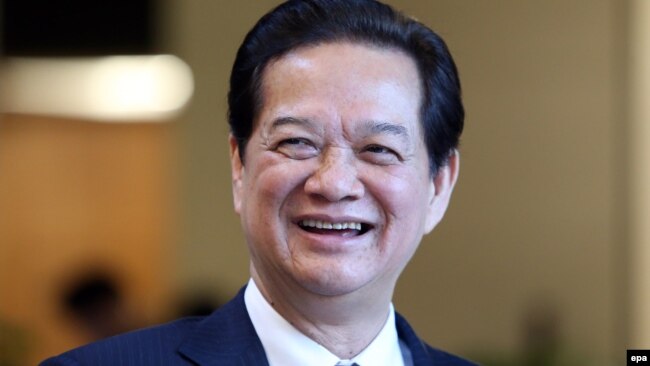 Ở Việt Nam, nhiều người cũng biết rằng “Thủ tướng Chính phủ” vào năm 2012 là Nguyễn Tấn Dũng.