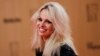 Pejabat Tinggi Rusia Bertemu Pamela Anderson