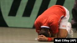 Đoković neposredno posle povrede