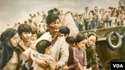 Tranh màu nước về người tị nạn Việt Nam được trưng bày tại cuộc triễn lãm của Tiffany Chung tại Viện Bảo tàng Nghệ thuật Smithsonium ở Washington D.C.