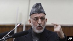 Presiden Hamid Karzai telah menerima keputusan parlemen Afghanistan untuk memberhentikan dua menteri utama dalam kabinetnya (Foto: dok). 
