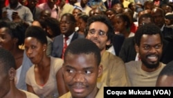 Les 15 opposants angolais devant le tribunal à Luanda, Angola. 16 novembre 2015