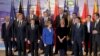 Lideri balkanskih država sa liderima Francuske i Nemačke na samitu o Zapadnom Balkanu u Berlinu, Foto: AP Photo/Michael Sohn, pool