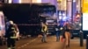 독일 베를린 시장서 대형 트럭 덮쳐 9명 사망