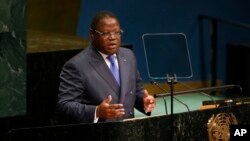 Emmanuel Issoze-Ngondet lors de la 71e Assemblée générale des Nations Unies, New York, le 24 septembre 2016