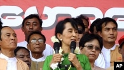 緬甸民主派領袖昂山素姬將參加補選(資料圖片)