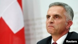 Swiss President and Foreign Minister Didier Burkhalter addresses a news conference in Bern, Feb. 9, 2014.