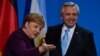 La canciller alemana Angela Merkel, gesticula durante una sesión de fotos con el presidente de Argentina, Alberto Fernández, antes de una conferencia de prensa en la Cancillería en Berlín. Febrero 3 de 2020. Foto: AFP.