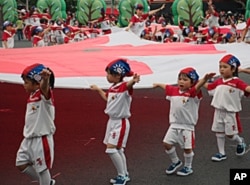 台湾双十庆典没有传统意义上的阅兵，而有儿童游戏