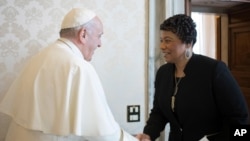 Youngest child of civil rights leaders Martin Luther King Jr. Bernice King is welcomed by Pope Francis on the occasion of their private audience, at the Vatican, March 12, 2018.