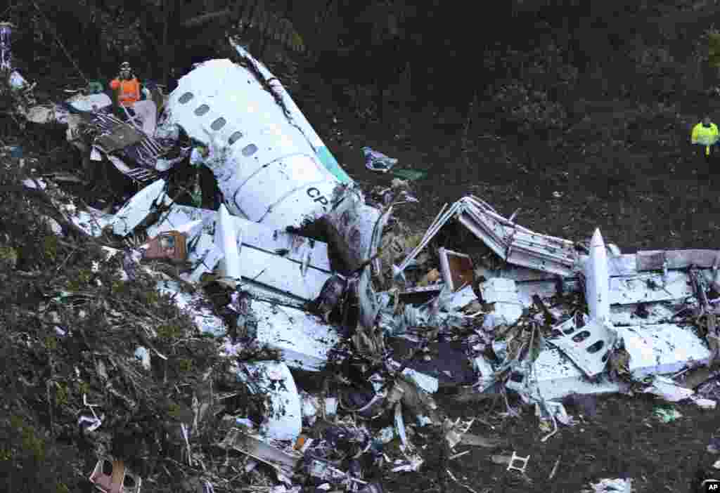 ۲۹ نوامبر ۲۰۱۶ -&nbsp; این هواپیمای مسافربری با ۸۱ سرنشین که تعدادی از آنها بازیکنان یک باشگاه فوتبال برزیلی بودند در کلمبیا سقوط کرد. مقامات می گویند خلبان هواپیمای گفته بود که سوخت هواپیما رو به اتمام است. این هواپیما نزدیک یک فرودگاه در کلمبیا سقوط کرد. &nbsp;در این حادثه ۷۱ نفر کشته شدند.