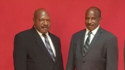Bupati Nduga, provinsi Papua, Yairus Gwijangge (kiri) dan Wakil Bupati Wentius Nimiangge (Courtesy: Facebook).