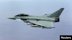 Истребитель британских королевских ВВС Typhoon 