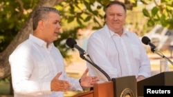 El presidente de Colombia, Iván Duque, habla junto al secretario de Estado de Estados Unidos, Mike Pompeo, durante una conferencia de prensa en Cartagena, Colombia, el dos de enero del 2019. 